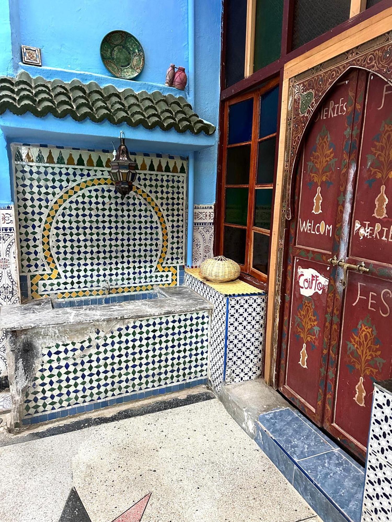 Blue Star Hostel Fez Esterno foto